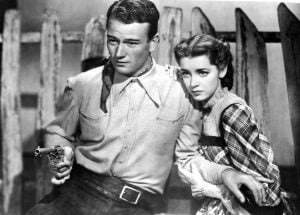   NARODENÍ NA ZÁPADE [aka HELL TOWN], John Wayne, Marsha Hunt