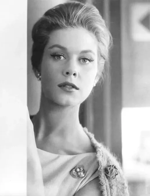 Spor Barbara Eden s Elizabeth Montgomery