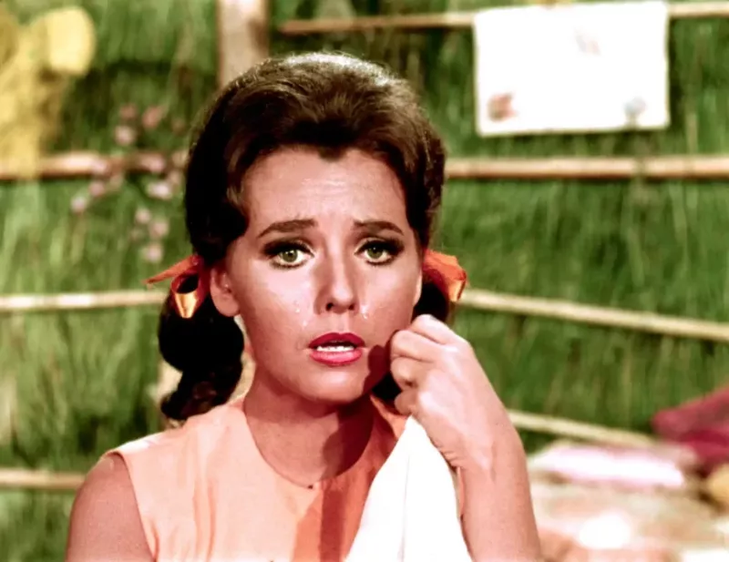 Dawn Wells maksaa Gilliganin saarelta