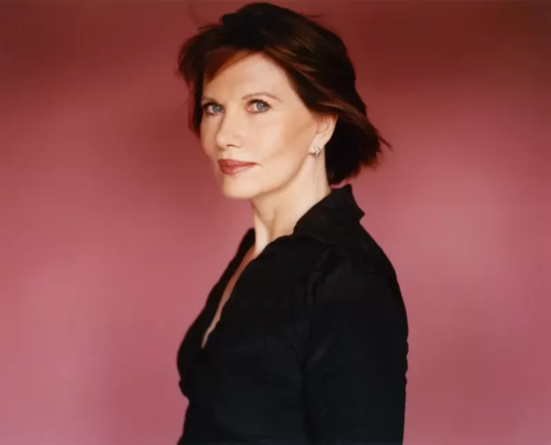 Jetzt Maud Adams