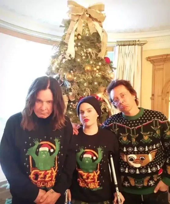 Ozzy Osbourne božićni pulover