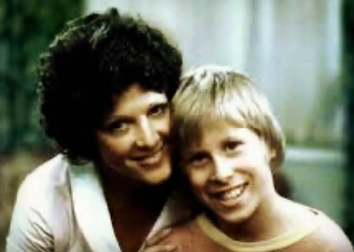 Linda Lavin