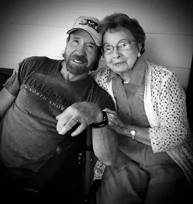 mama Chuck Norris
