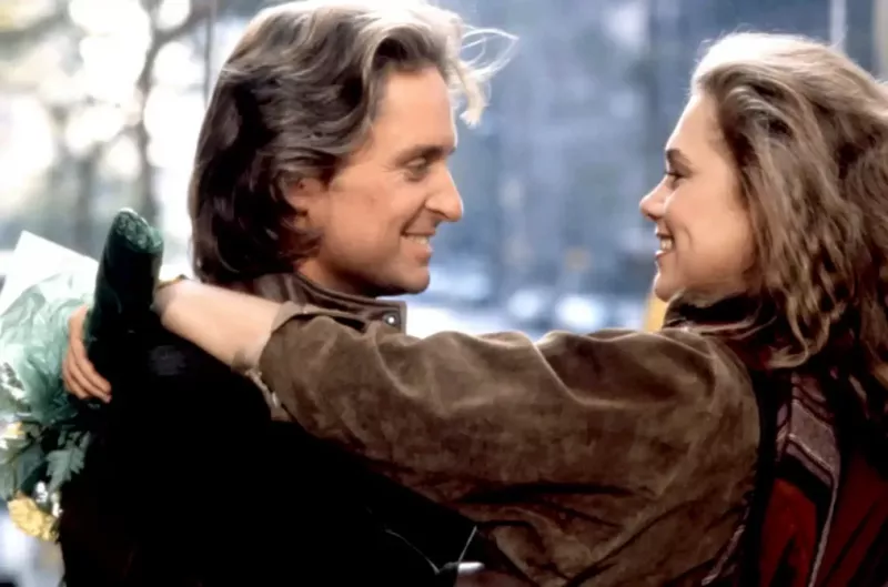 Michael Douglas แข่งขันกับ Kathleen Turner