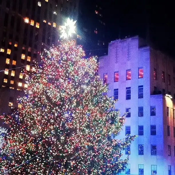cómo ver la iluminación del árbol de Navidad del Rockefeller Center 2024