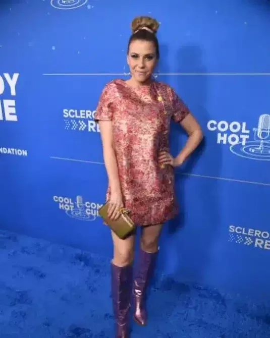 Jodie sweetin mini vestido rosa fuerte