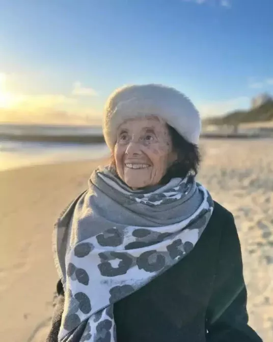 Un survivant de la Shoah n’enlèvera jamais son tatouage à Auschwitz