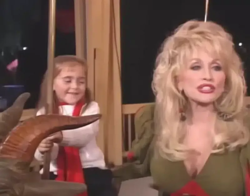 Dolly Parton Ziemassvētku īpašais