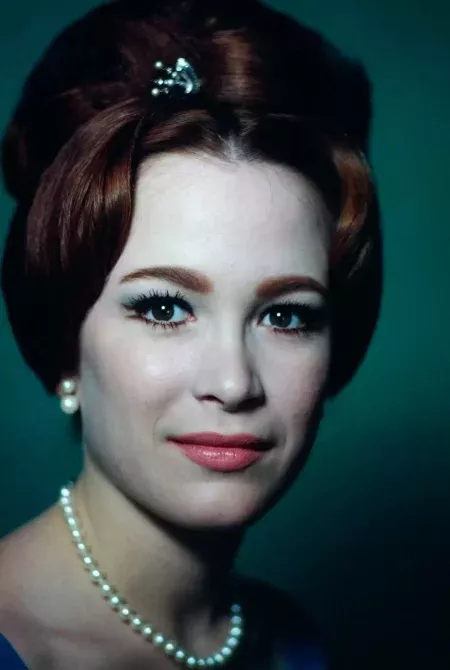 Linda Kaye Henning