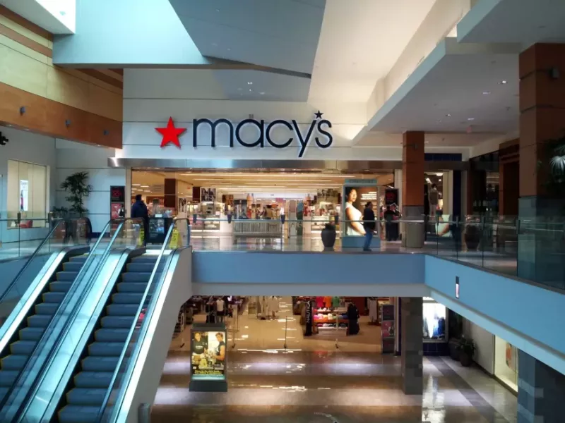Macy poed suletakse