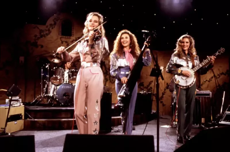 Cewek Pam Anderson Dixie
