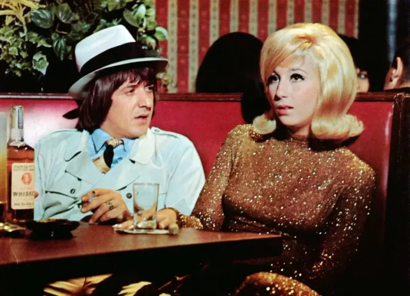 แม่ของ Cher ต้องการจับ Sonny Bono เข้าคุก