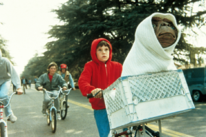 Henry Thomas di E.T. Ora