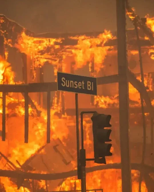 la fires update