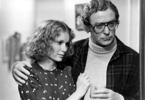 HANNAH A JEJÍ SESTRY, Mia Farrow, Michael Caine