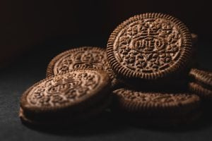  Μερικοί πιστεύουν ότι η γεύση Oreo Blackout Cake είναι πολύ κοντά σε μια προηγούμενη