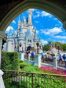   O Magic Kingdom nem sempre é mágico para hóspedes e funcionários