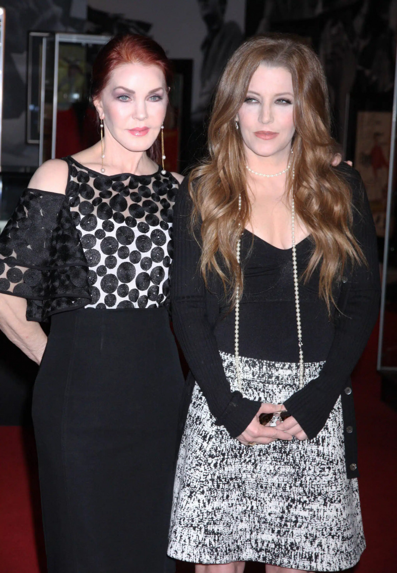  Priscilla Presley y Lisa Marie Presley