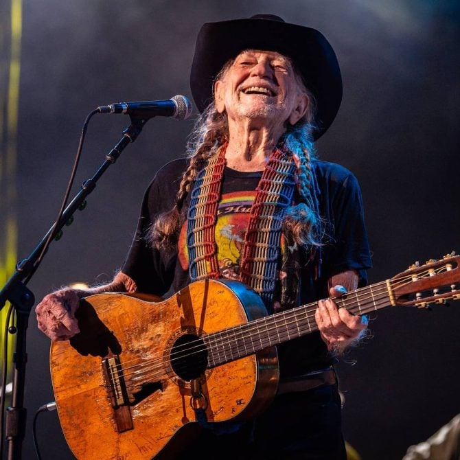  Willie Nelson