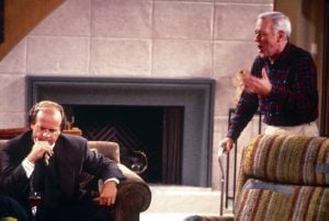  FRASIER, de gauche à droite : Kelsey Grammer, John Mahoney