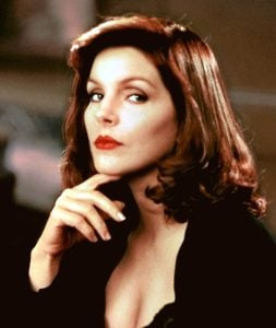 NAGA BROŃ 2 1/2: ZAPACH STRACHU, Priscilla Presley