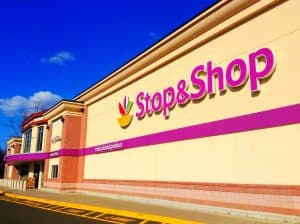   Stop & Shop kehtestab lisatasu paberkoti kohta