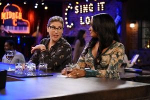 CALL ME CAT, বাম থেকে: Mayim Bialik, Kyla Pratt
