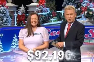  Pat Sajak reagerer sterkt på å lære om en Wheel of Fortune-deltaker's hobby