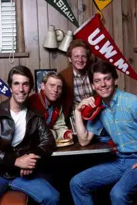 HAPPY DAYS, từ trái sang, Henry Winkler, Ron Howard, Don Most, Anson Williams