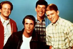 HAPPY DAYS, từ trái sang, Henry Winkler, Ron Howard, Don Most, Anson Williams