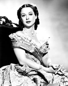 Hedy Lamarr on saanut työstään palkinnon, ja hän on nykyään käytettävän teknologian äiti