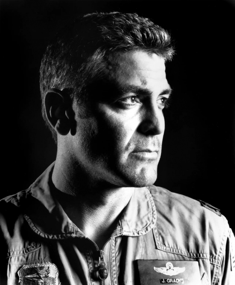  Джордж Клуни Бел's Palsy