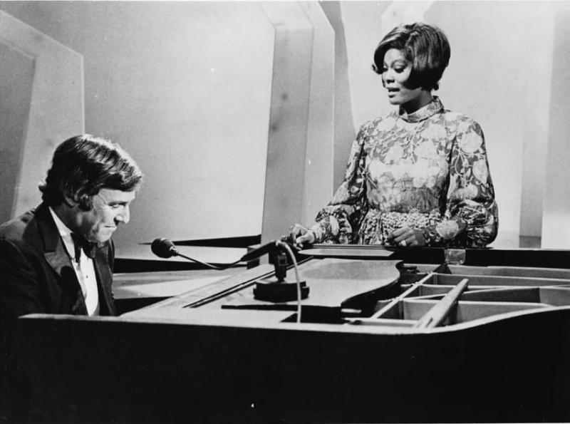 Cống hiến Burt Bacharach