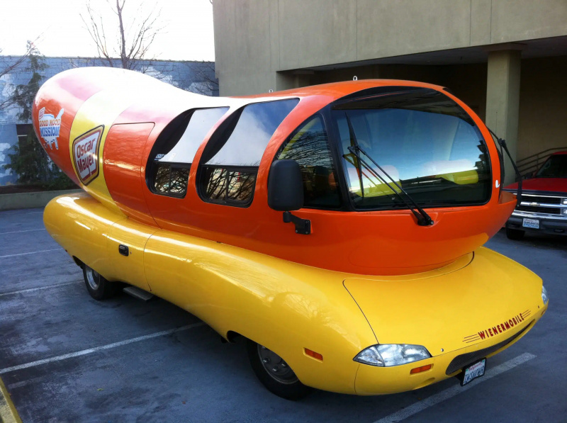  Оскар Майер Wienermobile