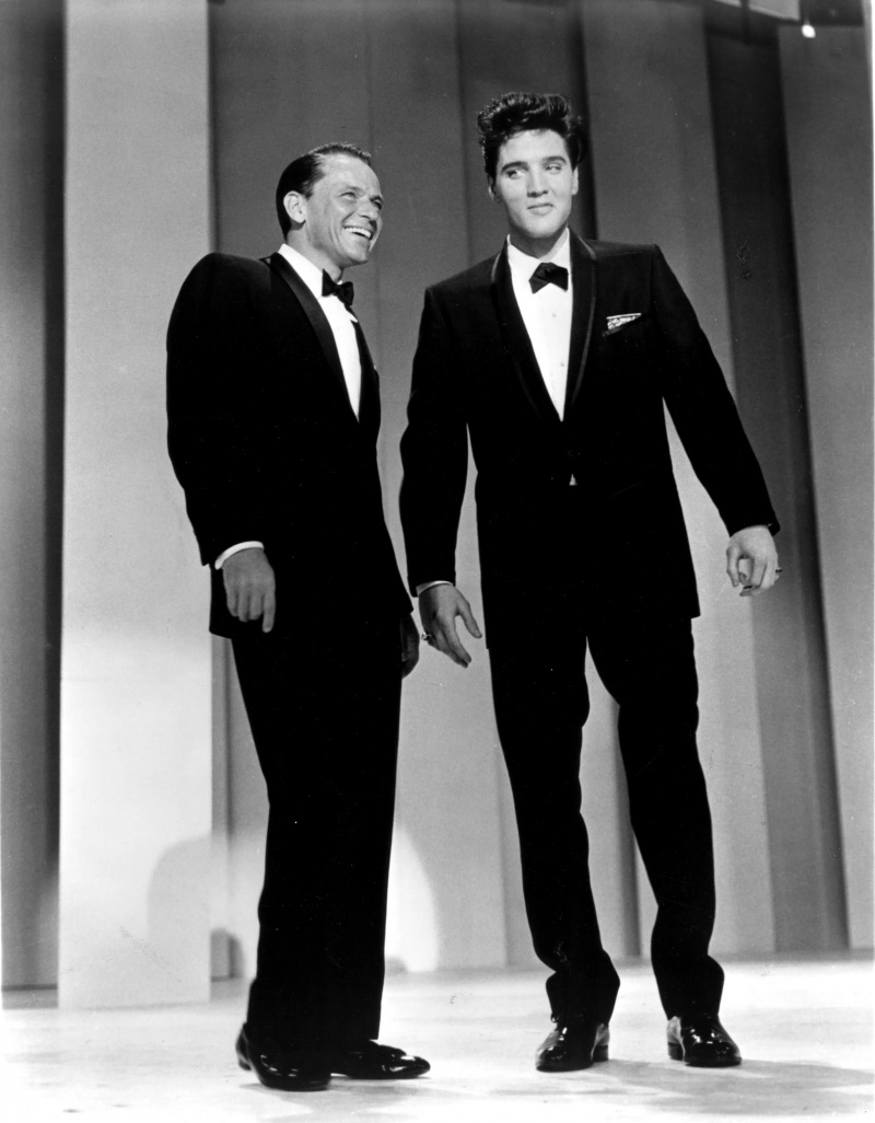 فرانك سيناترا'S WELCOME HOME PARTY FOR ELVIS PRESLEY, from left, Frank Sinatra, Elvis Presley