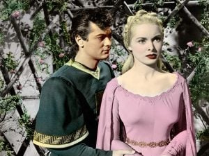   THE BLACK SHIELD OF FALWORTH, από αριστερά: Tony Curtis, Janet Leigh