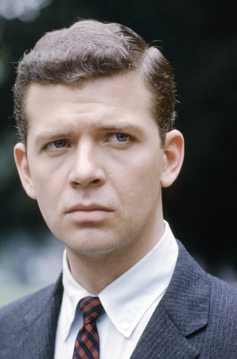  Robert Reed