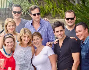   John Stamos compartilhou uma declaração conjunta de seus colegas da Full House lamentando Saget's sudden passing