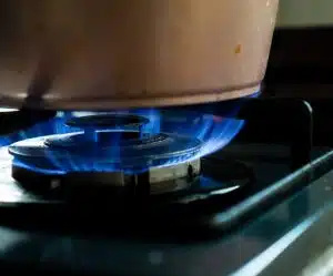 ガスコンロの運命は天秤にかけられた