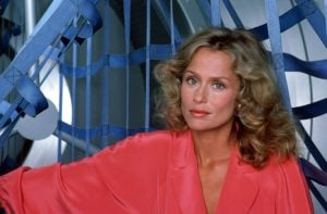 LAUREN HUTTON, v Starflight: Letalo, ki ne bi moglo't Land