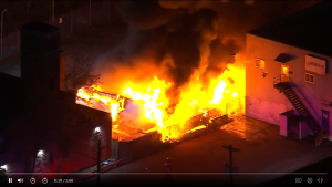   Um incêndio destruiu vários trailers, todos de estrelas participantes da Macy's Thanksgiving Day Parade days away