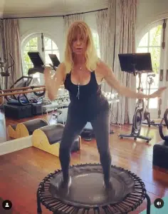   Goldie Hawn dedica-se ao fitness para si e para os outros