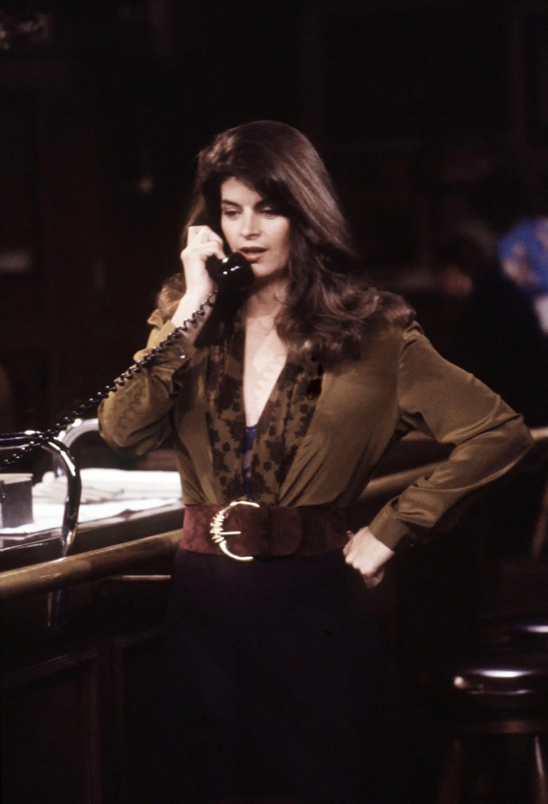  هتاف ، Kirstie Alley ،'How to Marry a Mailman,' aired October 19, 1989