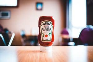   Si Heinz ay isang higante pagdating sa ketchup