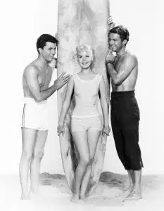 GIDGET, desde la izquierda: James Darren, Sandra Dee, Cliff Robertson
