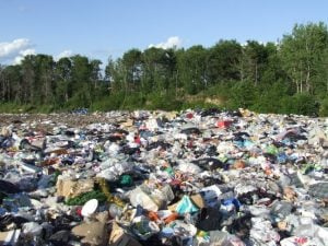   Plastik poşetlerin bozulması uzun zaman alıyor