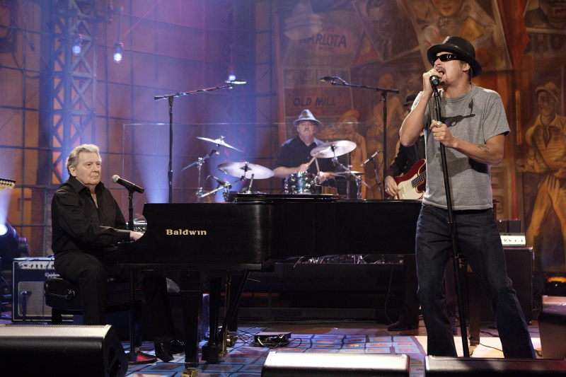 ŠOVAKA IZRĀDE AR JAY LENO, Džeriju Lī Lūisu, Kid Rock