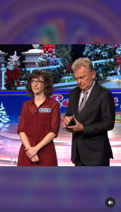 Sajak tuvo una fuerte reacción a Kate's joke about taking a leak