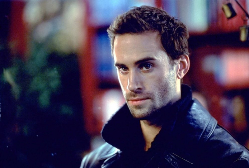  Joseph Fiennes