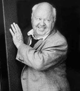 ETTÄ'S ENTERTAINMENT! III, Mickey Rooney